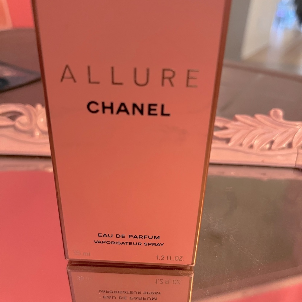 Chanel allure edp perfume 35ml like new box included